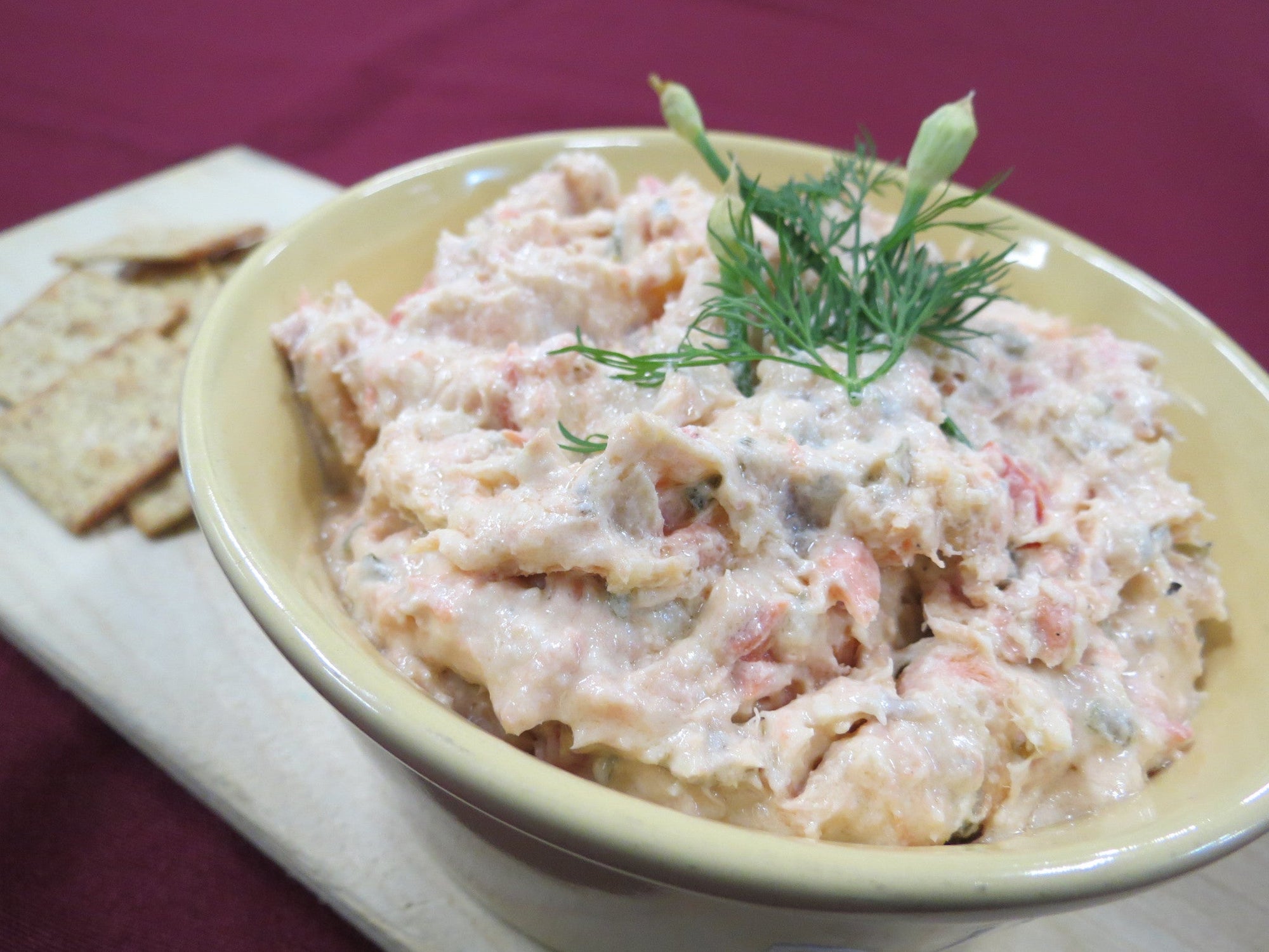 Hot cheesy salmon dip